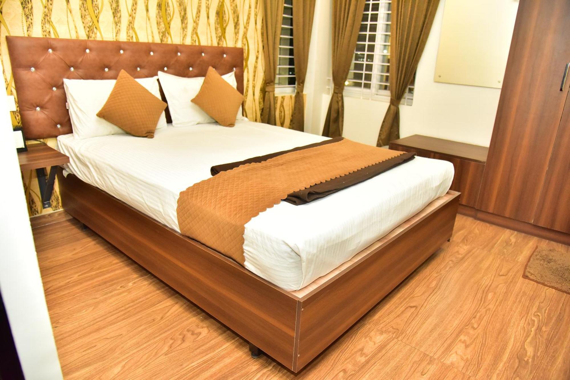 Meadows Inn Mysore Esterno foto