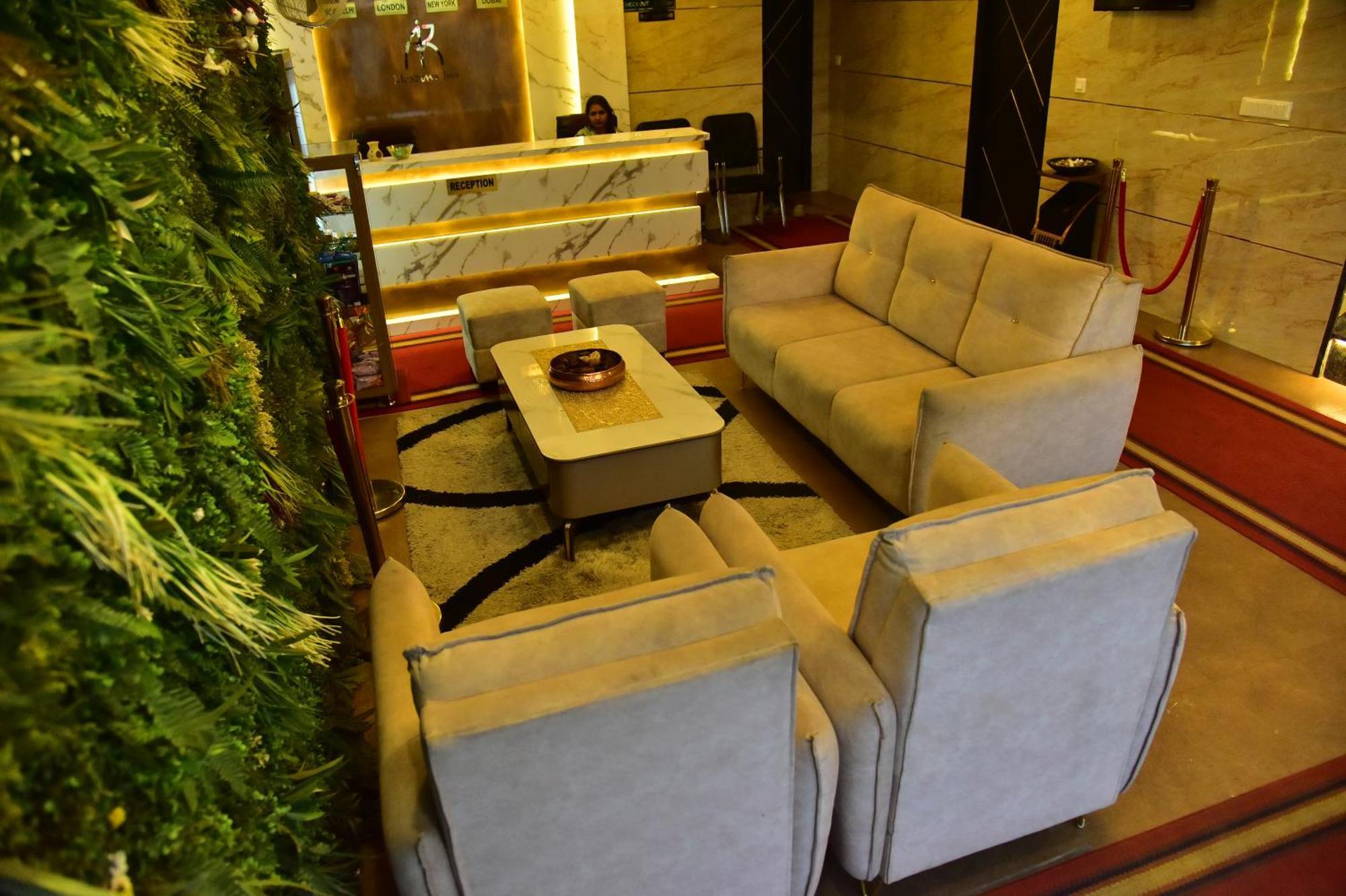 Meadows Inn Mysore Esterno foto