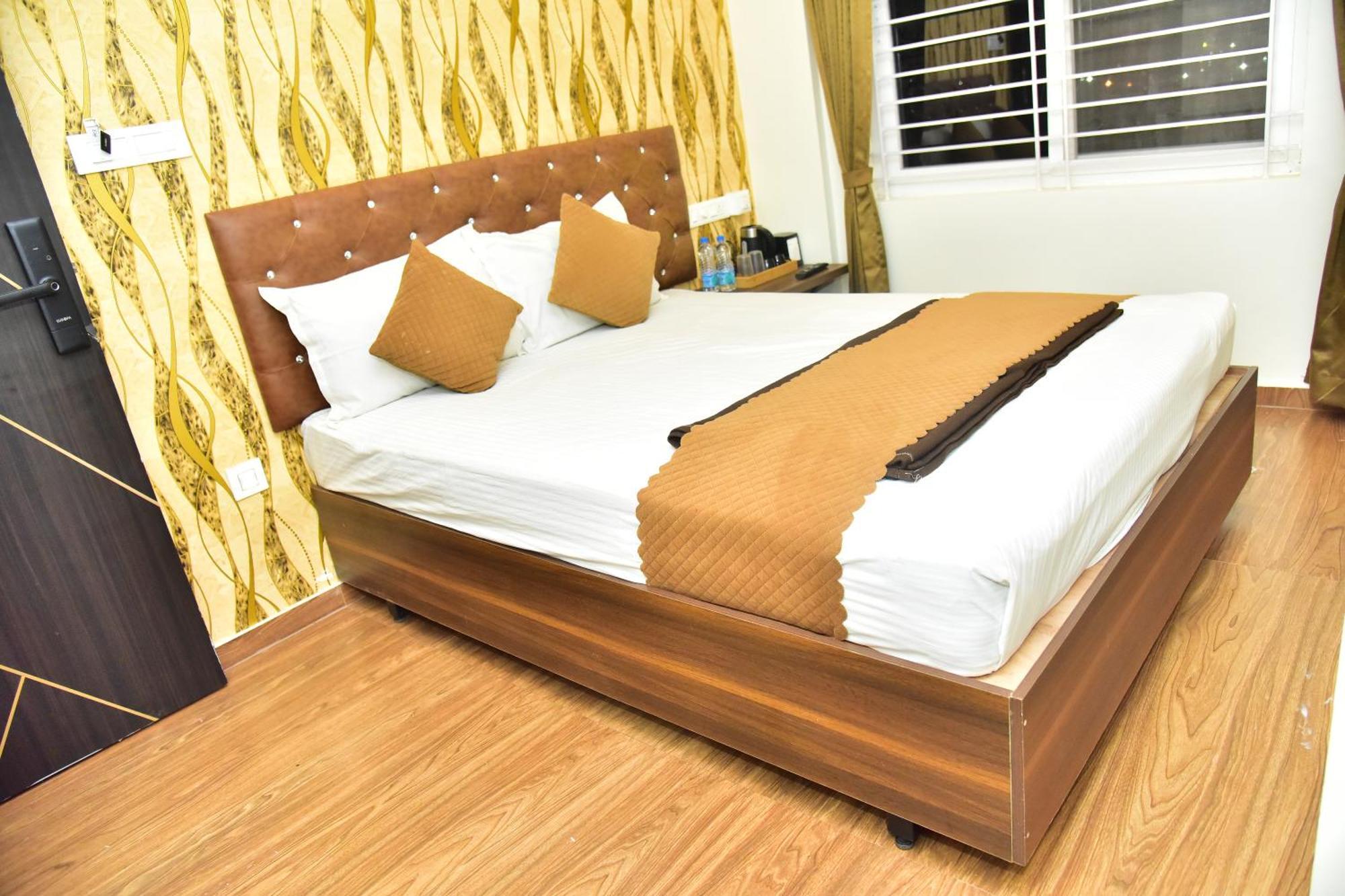 Meadows Inn Mysore Esterno foto